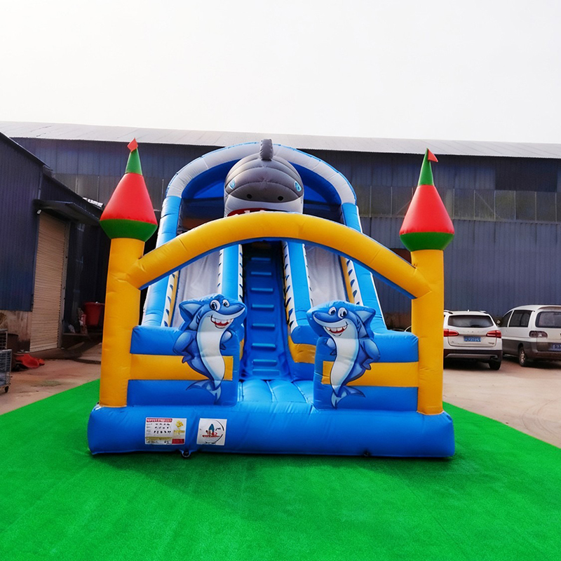 Toboggan gonflable compact à l - Kids Outdoor Fun avis et prix